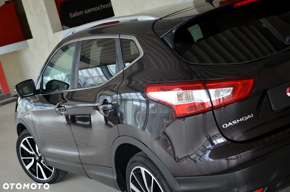 Nissan Qashqai 1.2 DIG-T Tekna Xtronic EU6 - 16