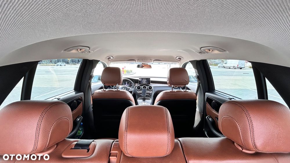 Mercedes-Benz GLC - 17