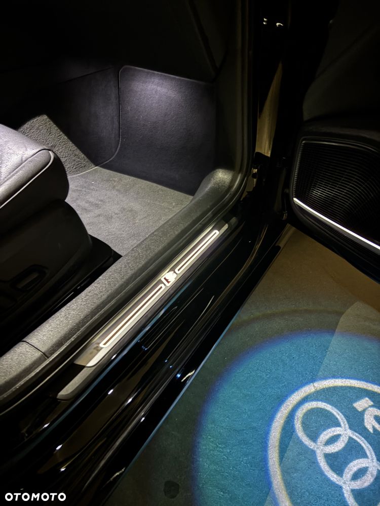 Audi A4 Limousine - 24
