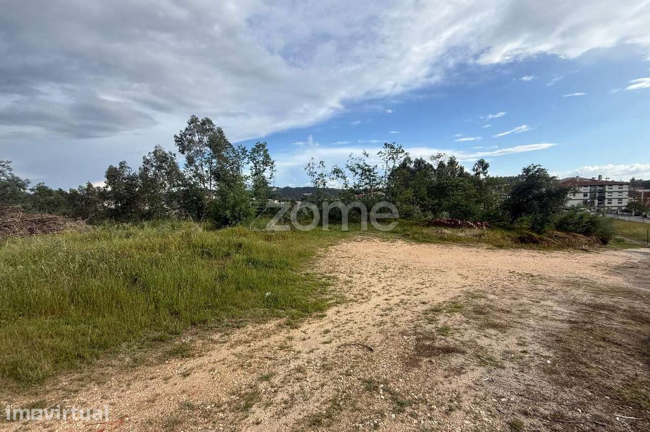Terreno com 3.358 m² em São Martinho do Bispo - Grande imagem: 4/15