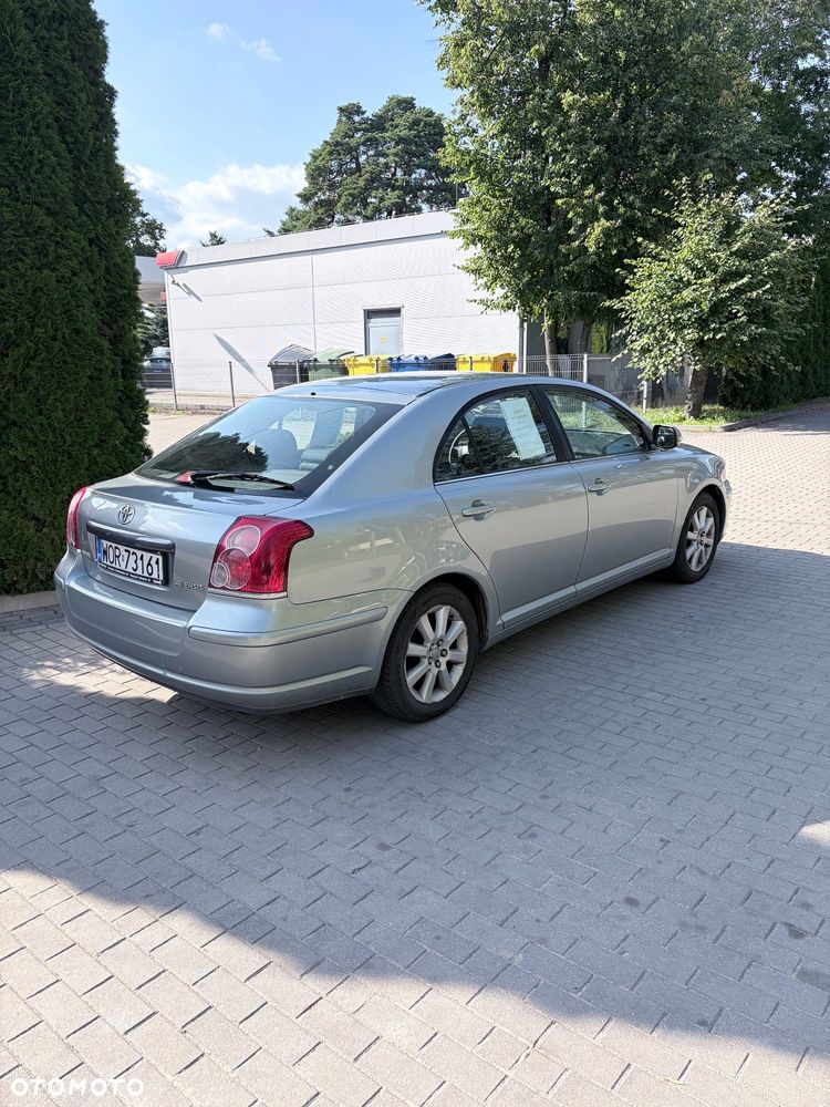 Toyota Avensis 2.0 D-4D Platinium - 3