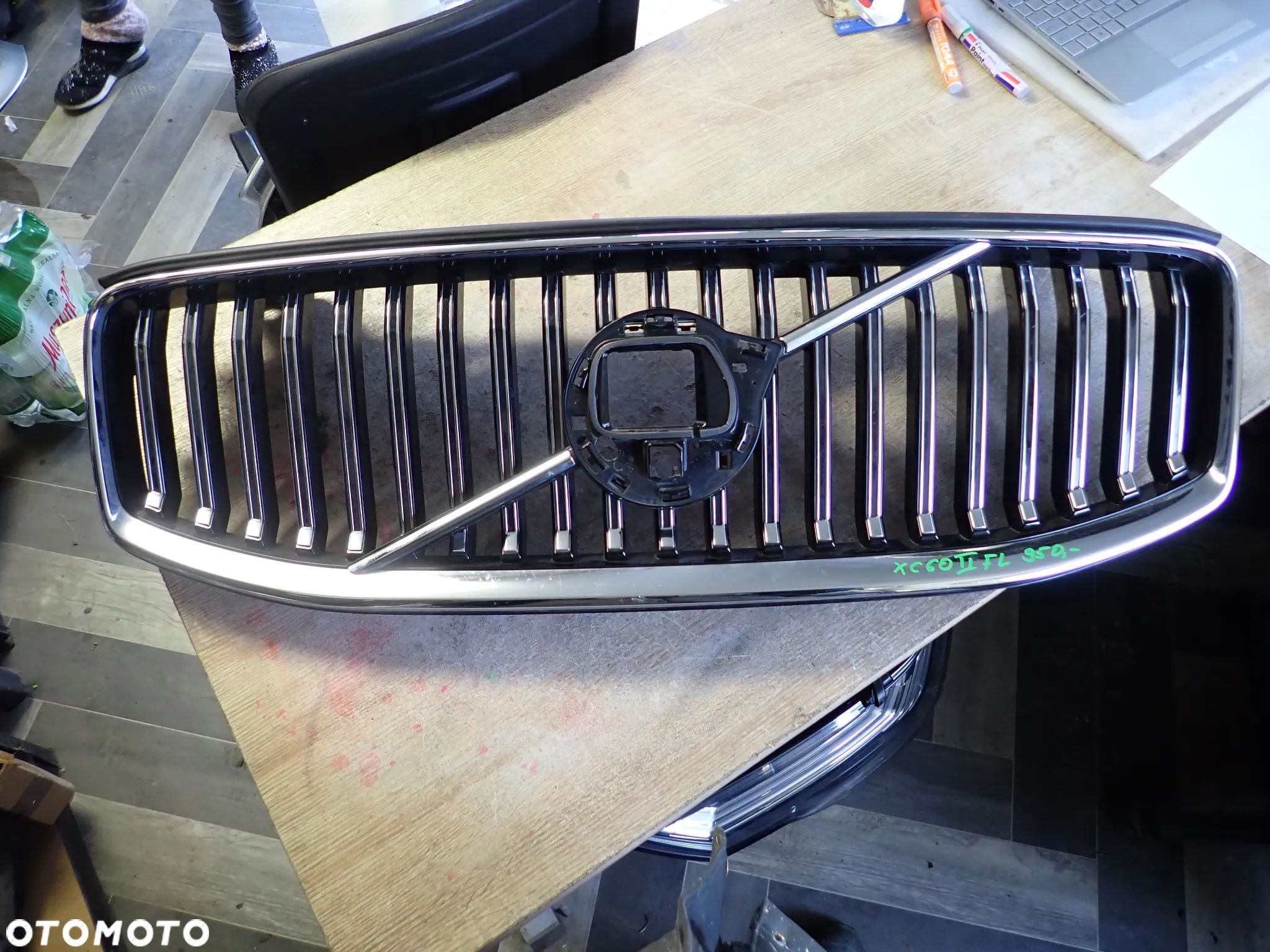 VOLVO XC60 II LIFT GRILL ATRAPA 31416623 - 1