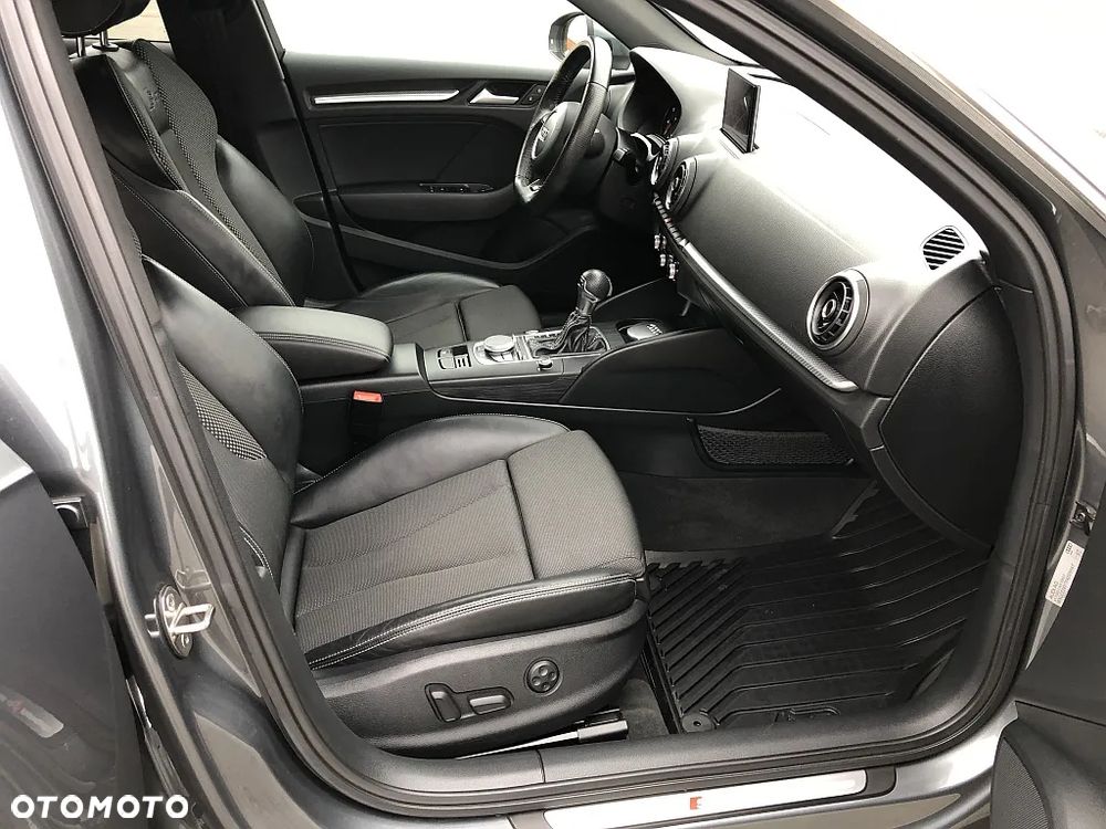 Audi A3 Sportback - 33