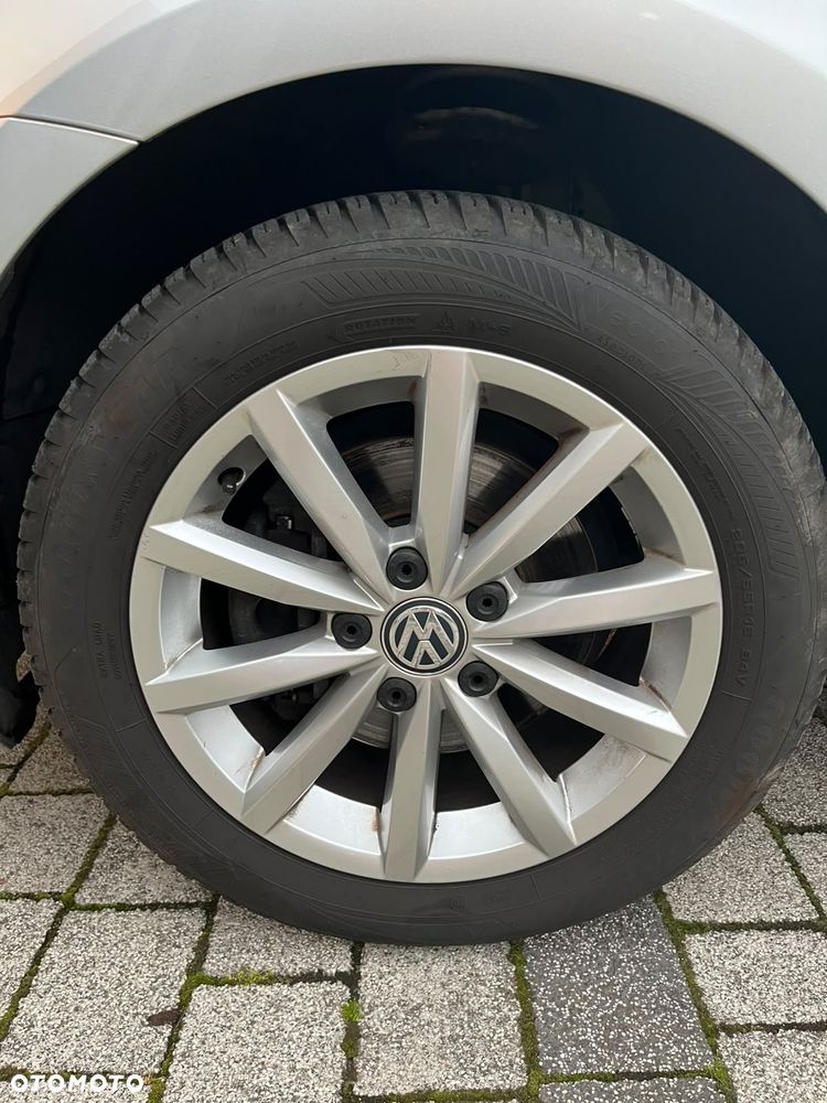 Volkswagen Golf 1.6 TDI BlueMotion Technology Lounge - 25