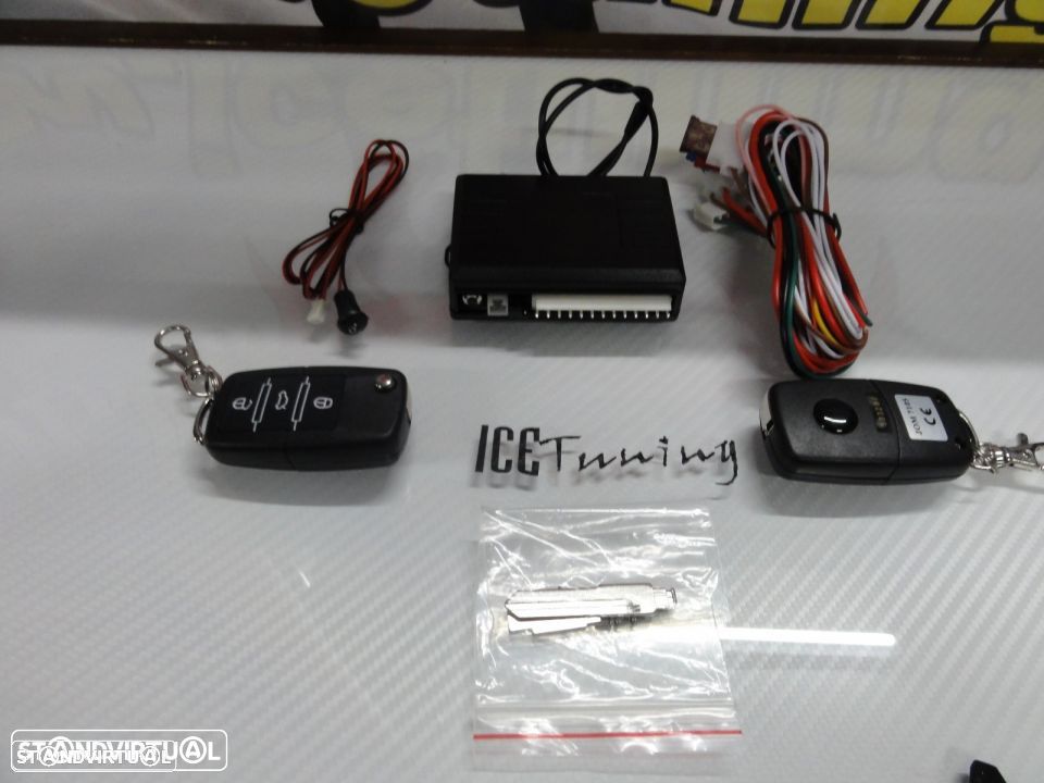 Kit fecho central universal + 2 comandos com chave retrátil tipo Audi / VW (compatível com fecho central original do veículo) - 1