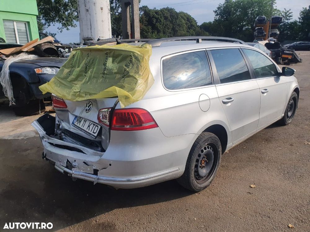 Dezmembrez VW Passat B7 2012 automat 4x4 4motion motor 2.0tdi 170cp CFGB plansa bord dezmembrari piese bi xenon - 3