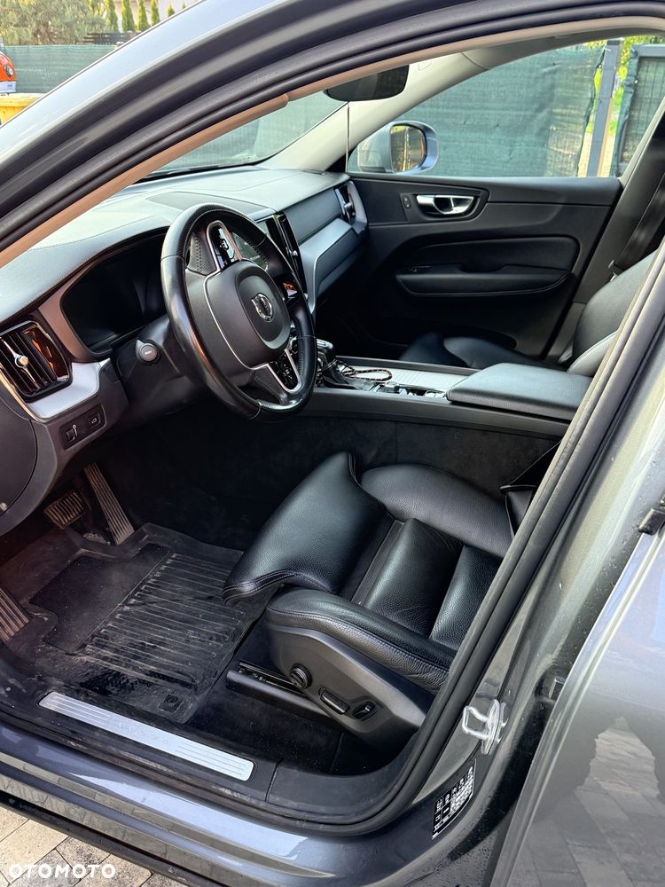 Volvo XC 60 D5 AWD Inscription - 5