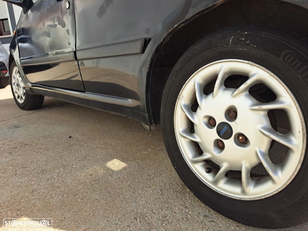 Fiat Punto - 5