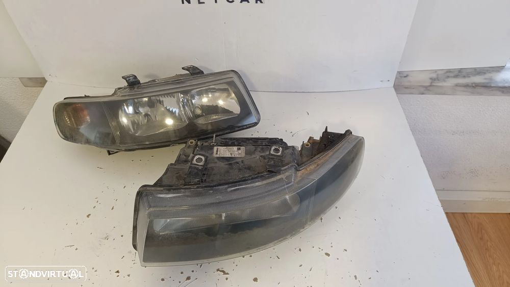 Farol Optica Seat Leon  / SEAT Toledo 2001 - 3