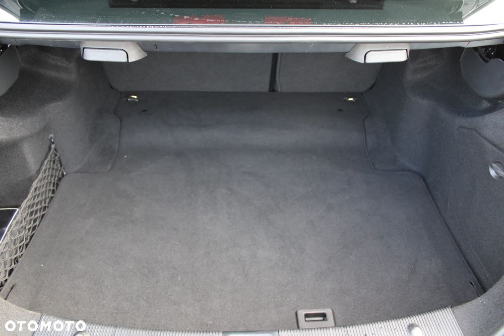 Mercedes-Benz Klasa C 180 Kompressor Automatik BlueEFFICIENCY Avantgarde - 7