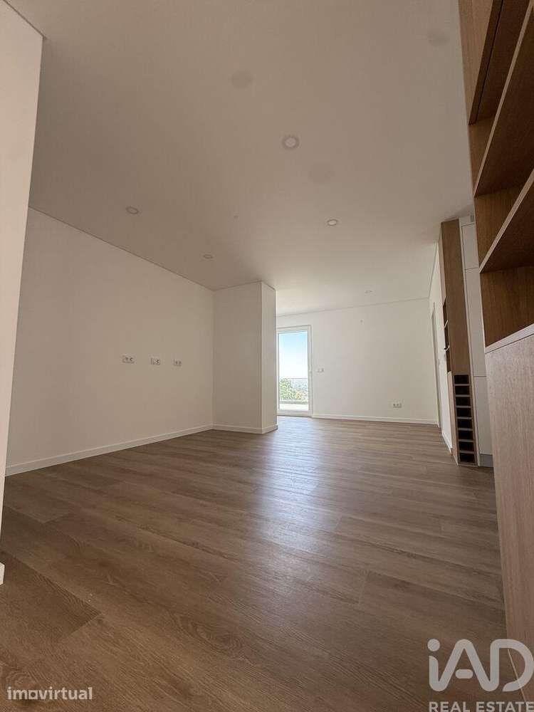 Apartamento T3 em União de Freguesias da Cidade de Santarém de 111 m2 - Grande imagem: 3/24