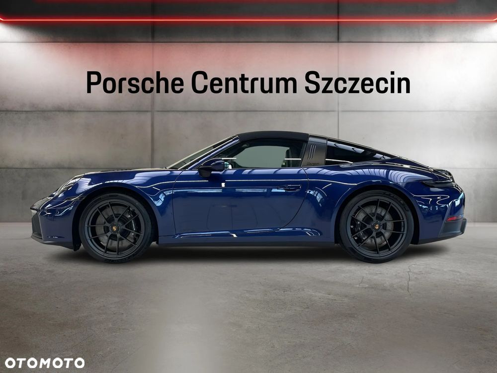 Porsche 911 Targa T-Hybrid 4 GTS - 2