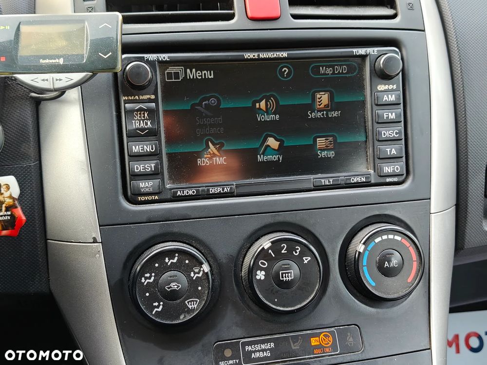 Toyota Auris 2.0 D-4D Luna - 23