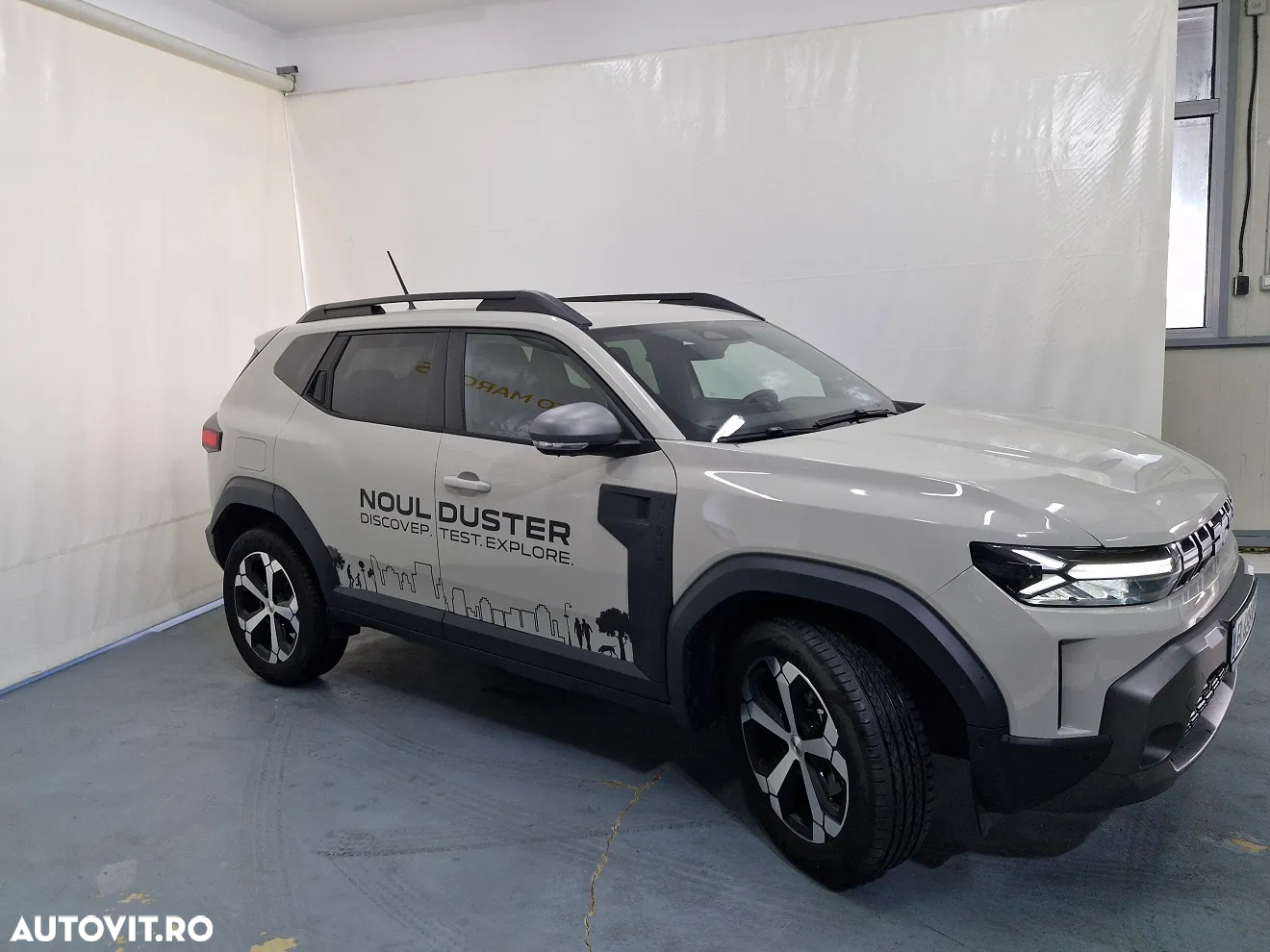 Dacia Duster HEV 140 Extreme - 11