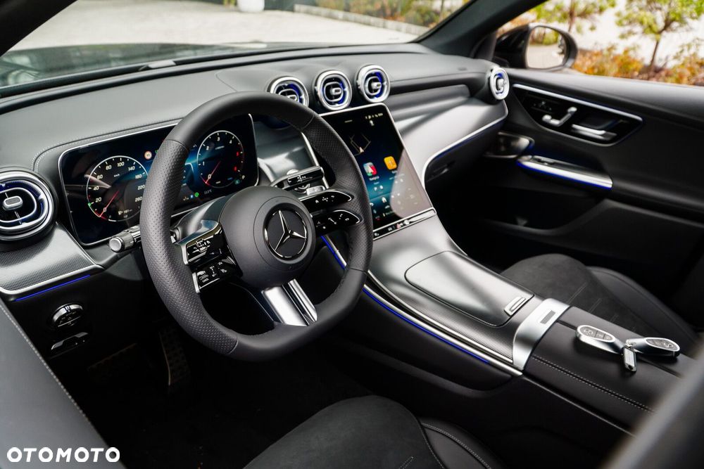 Mercedes-Benz GLC - 13