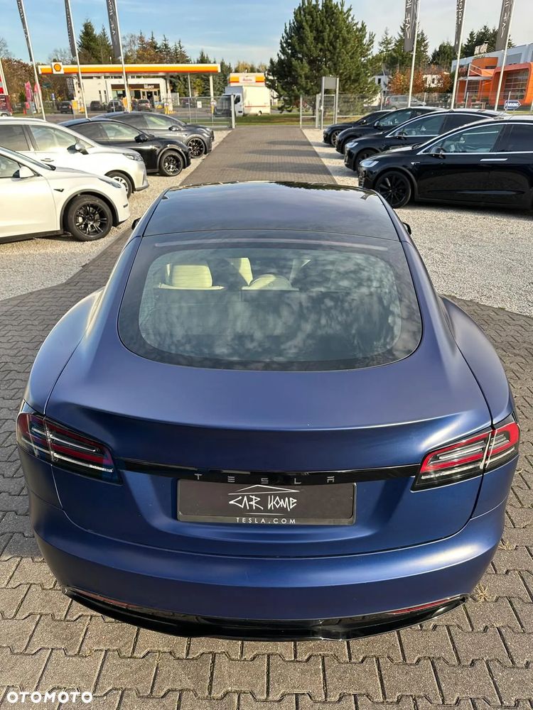 Tesla Model S Long Range - 12