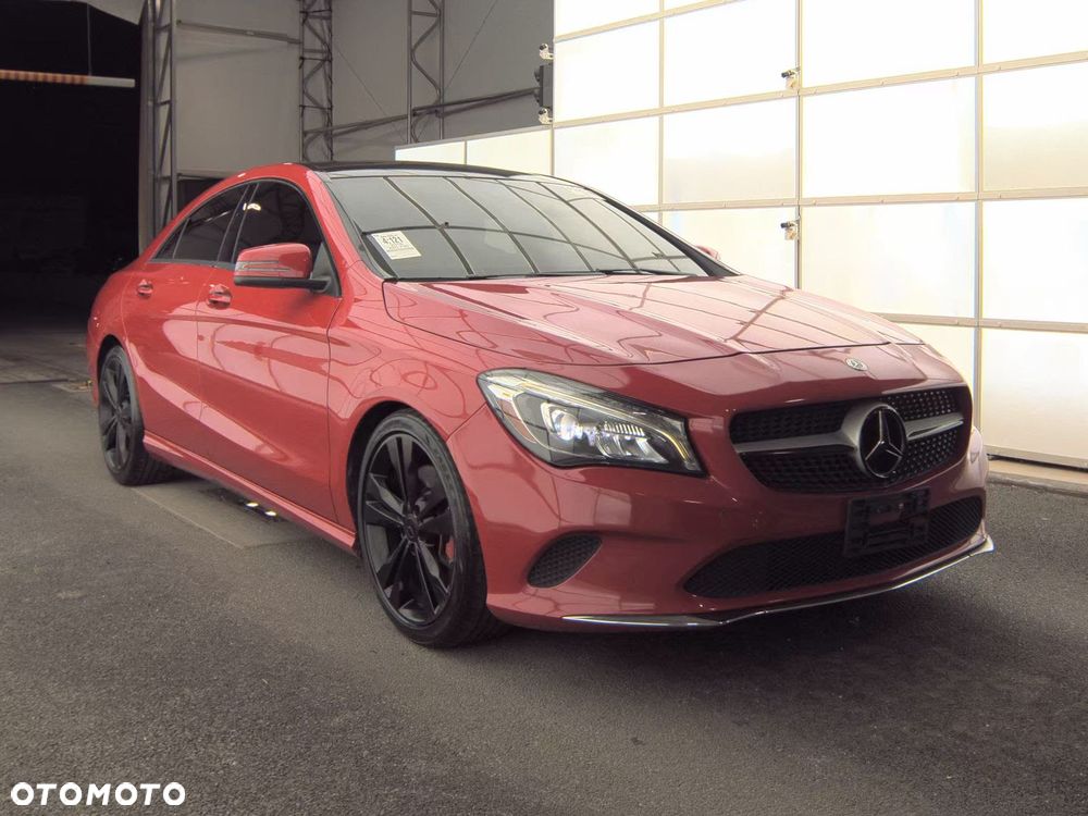 Mercedes-Benz CLA - 1