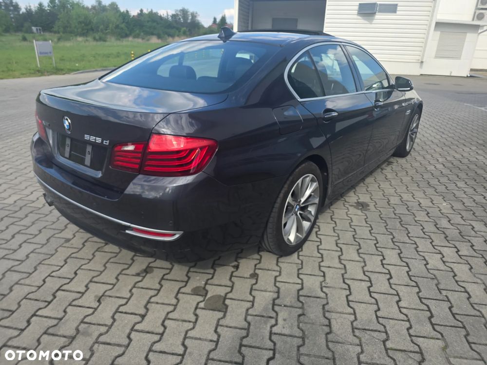 BMW Seria 5 525d xDrive Modern Line - 5