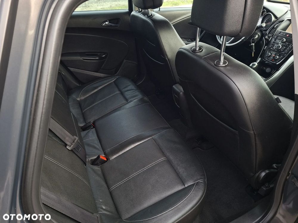 Opel Astra 1.4 Turbo Exklusiv - 21