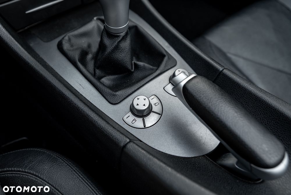Mercedes-Benz SLK - 25