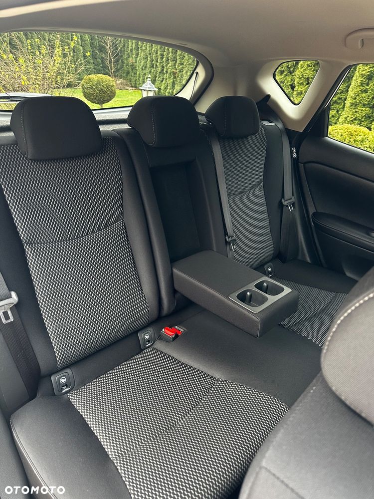 Nissan Pulsar 1.2 DIG-T Xtronic N-Connecta - 25