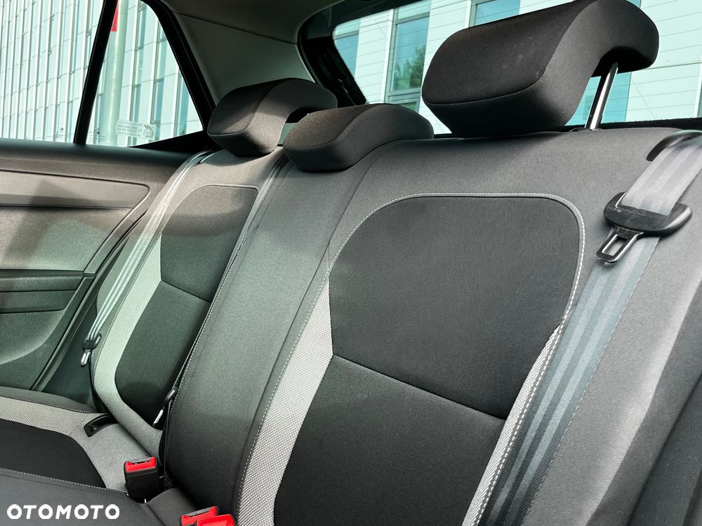 Skoda Fabia 1.0 TSI Ambition - 32