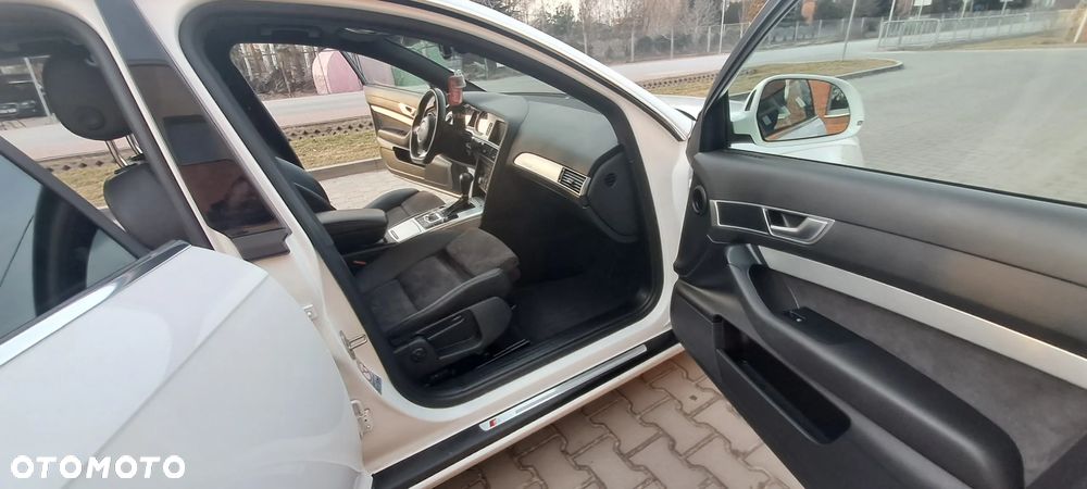 Audi A6 Avant 3.0 TDI DPF quattro tiptronic - 14