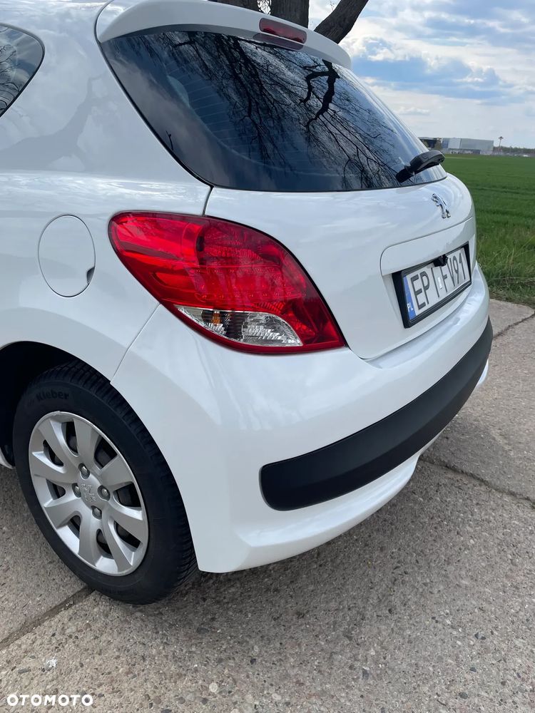 Peugeot 207 1.4 HDi Presence - 18