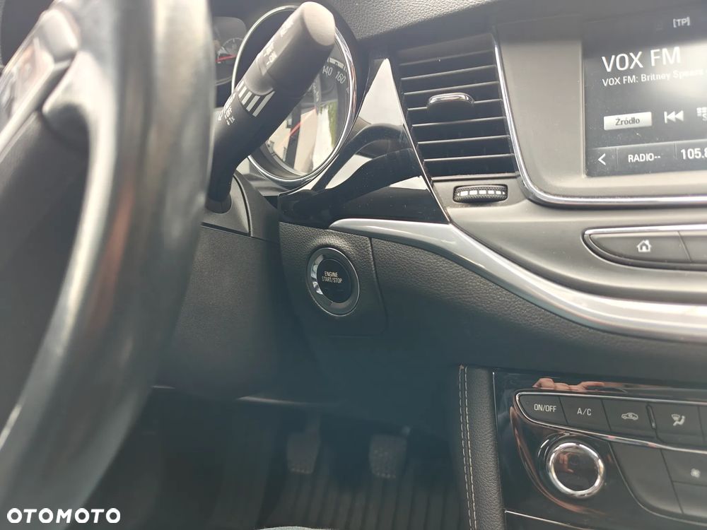 Opel Astra 1.4 T Elite - 28