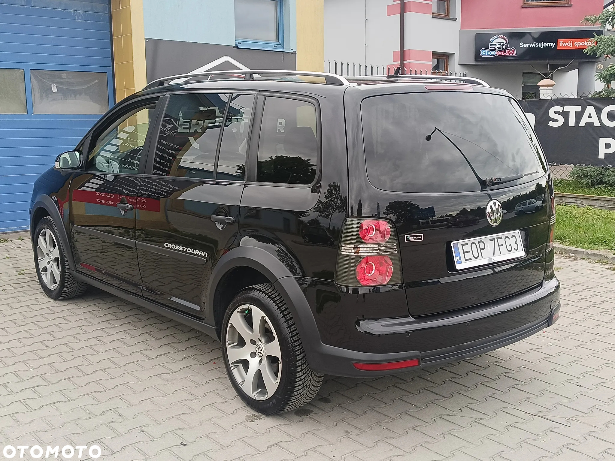 Volkswagen Touran 2.0 TDI DPF Cross - 16
