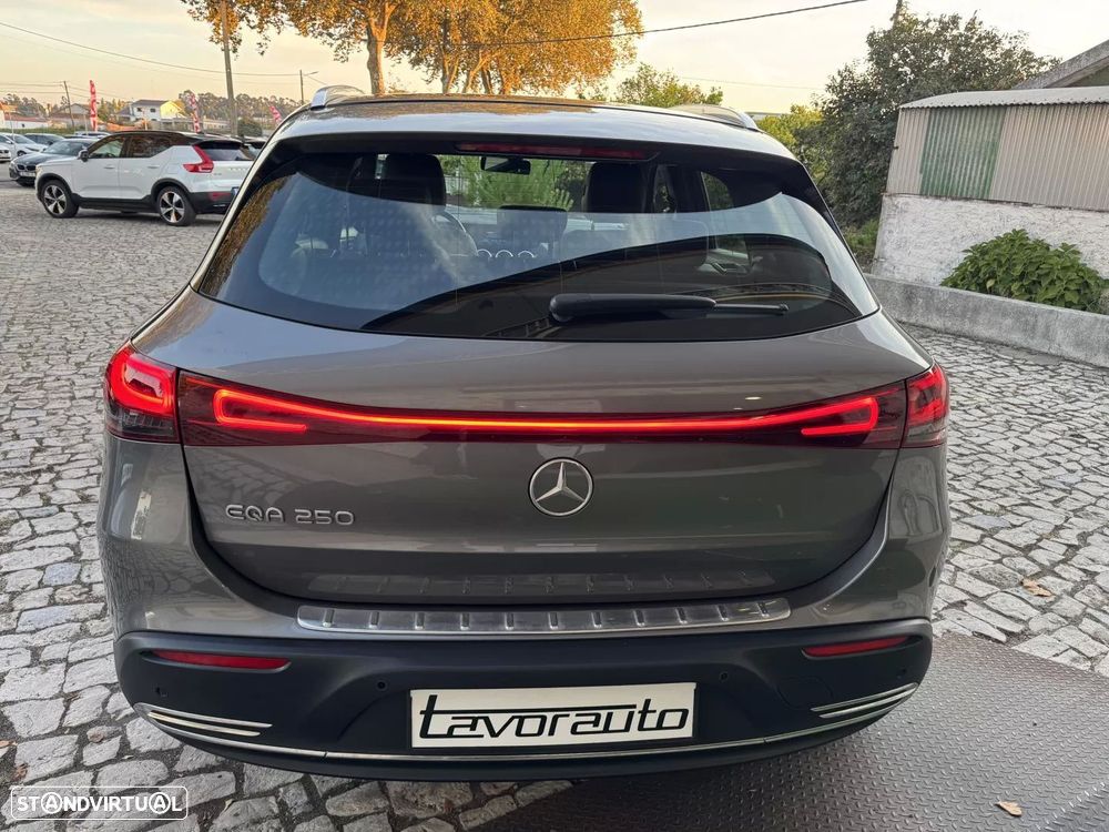 Mercedes-Benz EQA 250 Progressive - 8