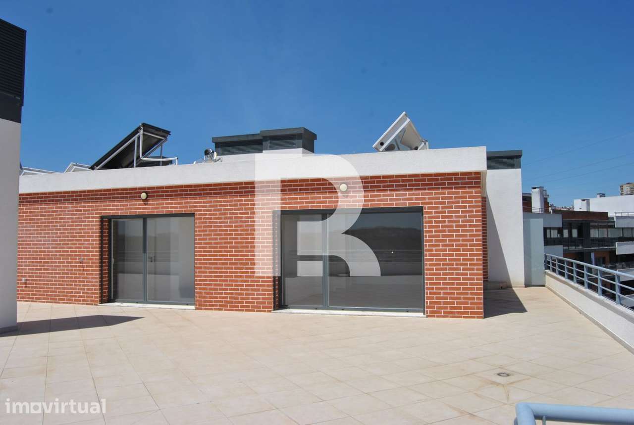 Apartamento Novo Duplex T4 com excelente terraço nas Colinas do Cruze - Grande imagem: 3/52