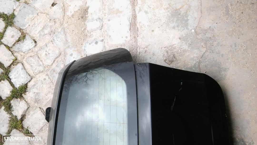 Porta de mala bmw e87 - 2