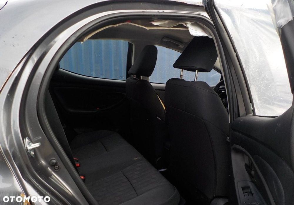 Toyota Yaris - 21