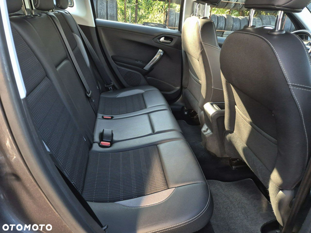 Peugeot 2008 - 21