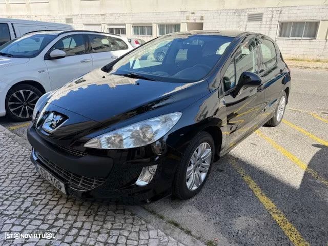 Peugeot 308 1.6 HDi Active — fotografia 8