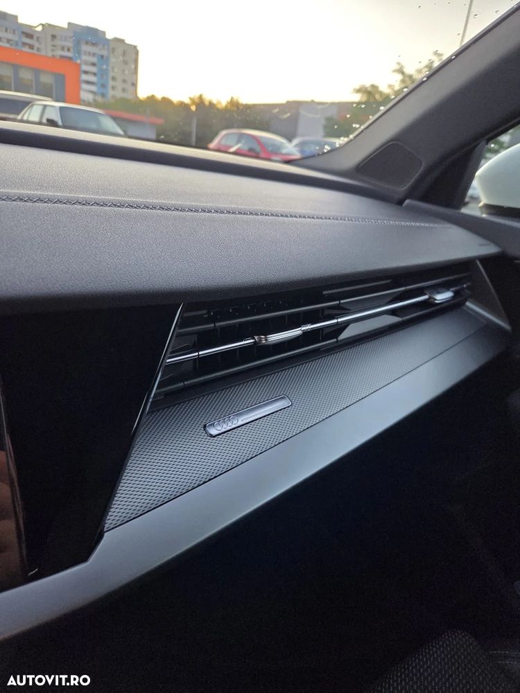 Audi A3 30 TFSI Sportback S tronic S line - 24