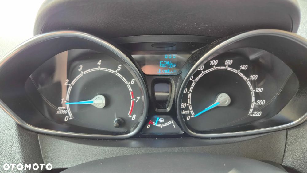 Ford Tourneo Courier 1.0 EcoBoost Titanium - 17