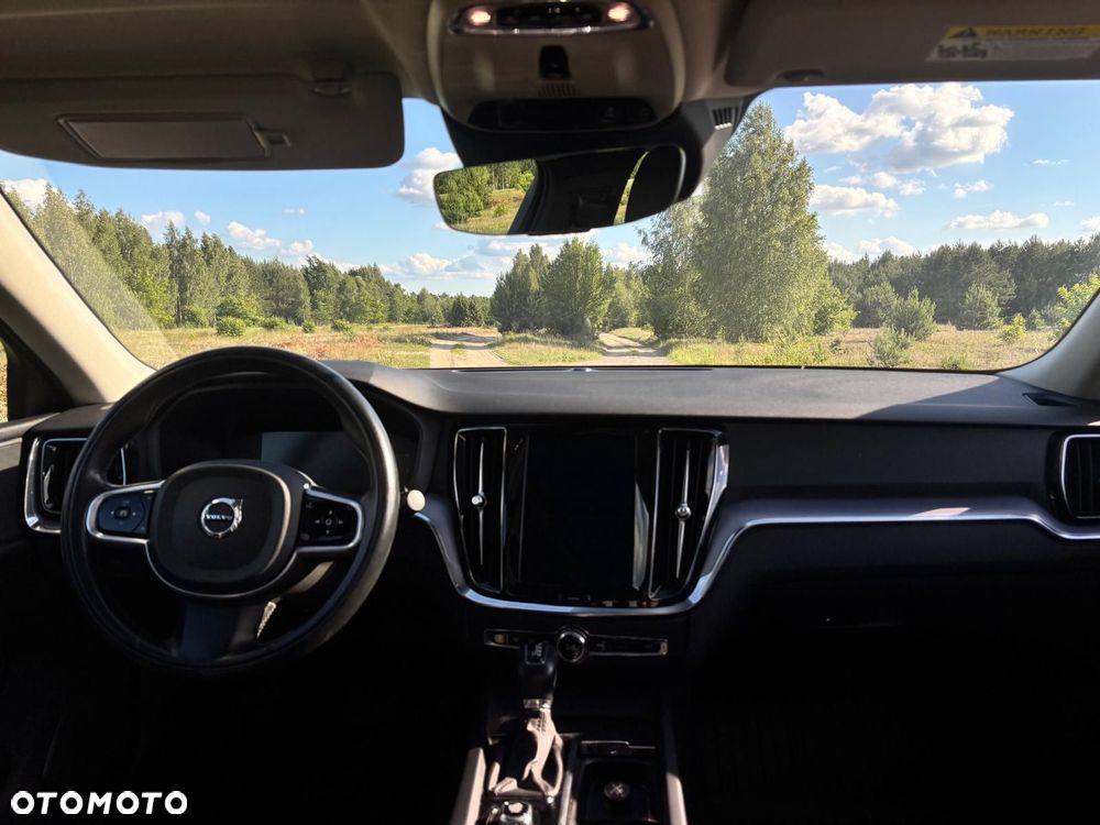 Volvo S60 T6 AWD Momentum Pro - 18