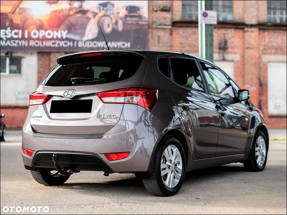 Hyundai ix20 - 10