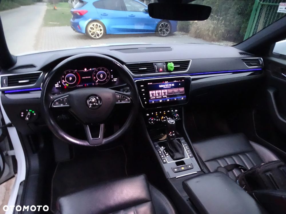 Skoda Superb 2.0 TDI DSG L&K - 7