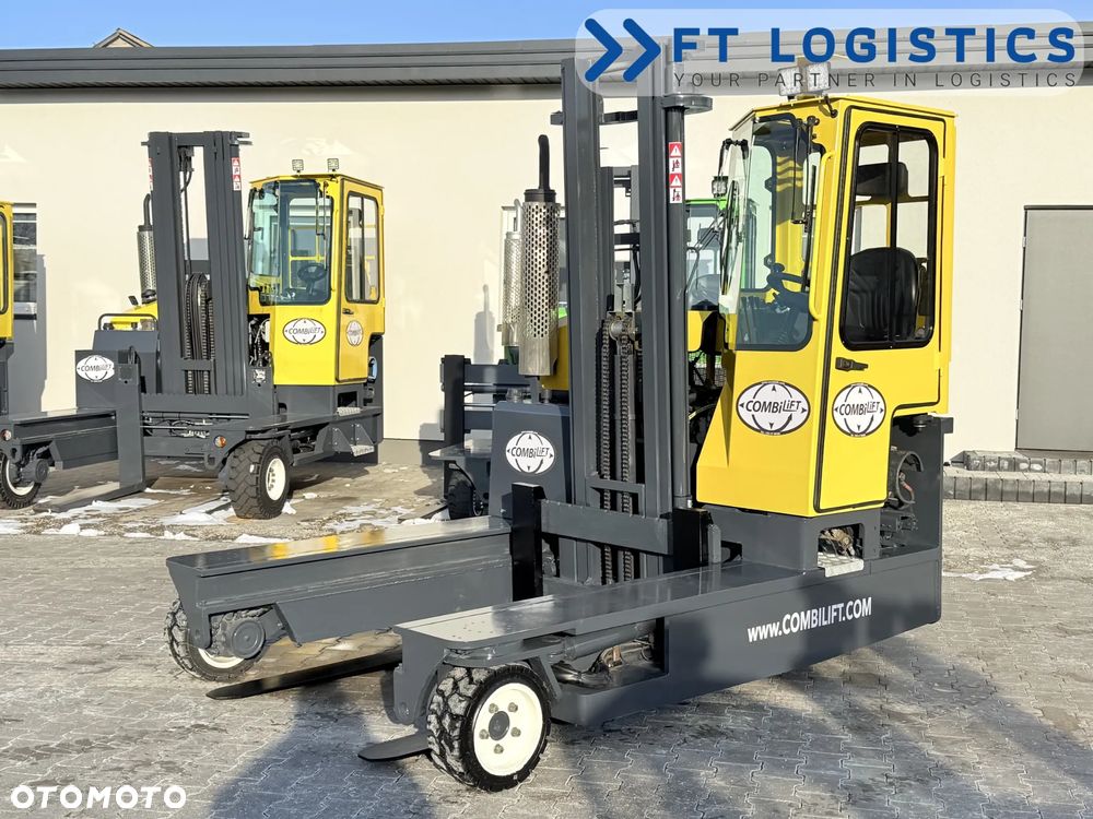 Combilift WÓZEK CZTEROKIERUNKOWY - WIELOKIERUNKOWY | COMBILIFT C3000 | GAS | DUPLEX 4000MM | POZYCJONER WIDEŁ | PEŁNA KABINA PLATFORMA 1500MM | STAN IDEALNY | Szeroka oferta wózków czterokierunkowych i bocznych, dopasowanych do różnorodnych potrzeb i zastosowań - 1