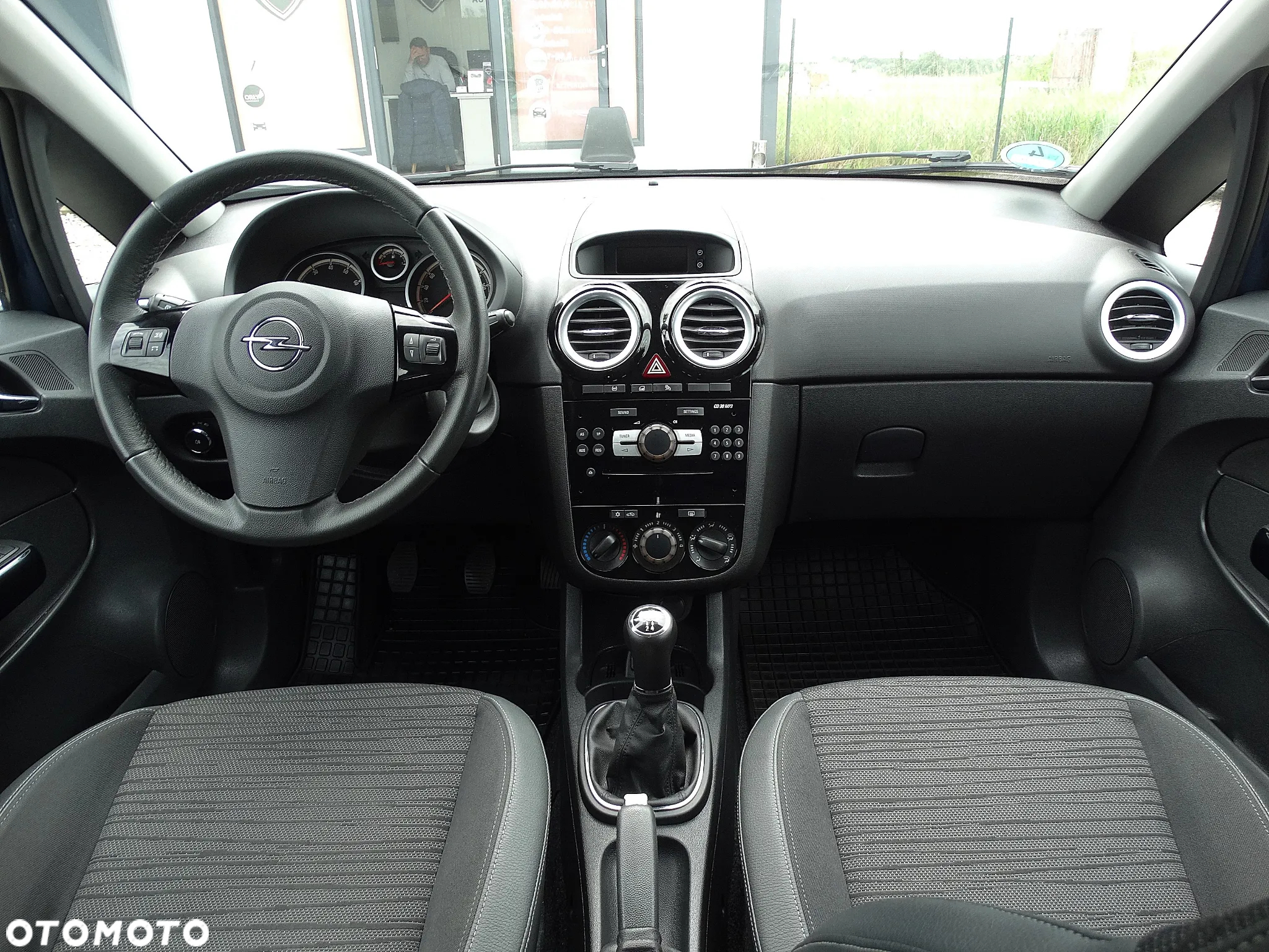 Opel Corsa - 31