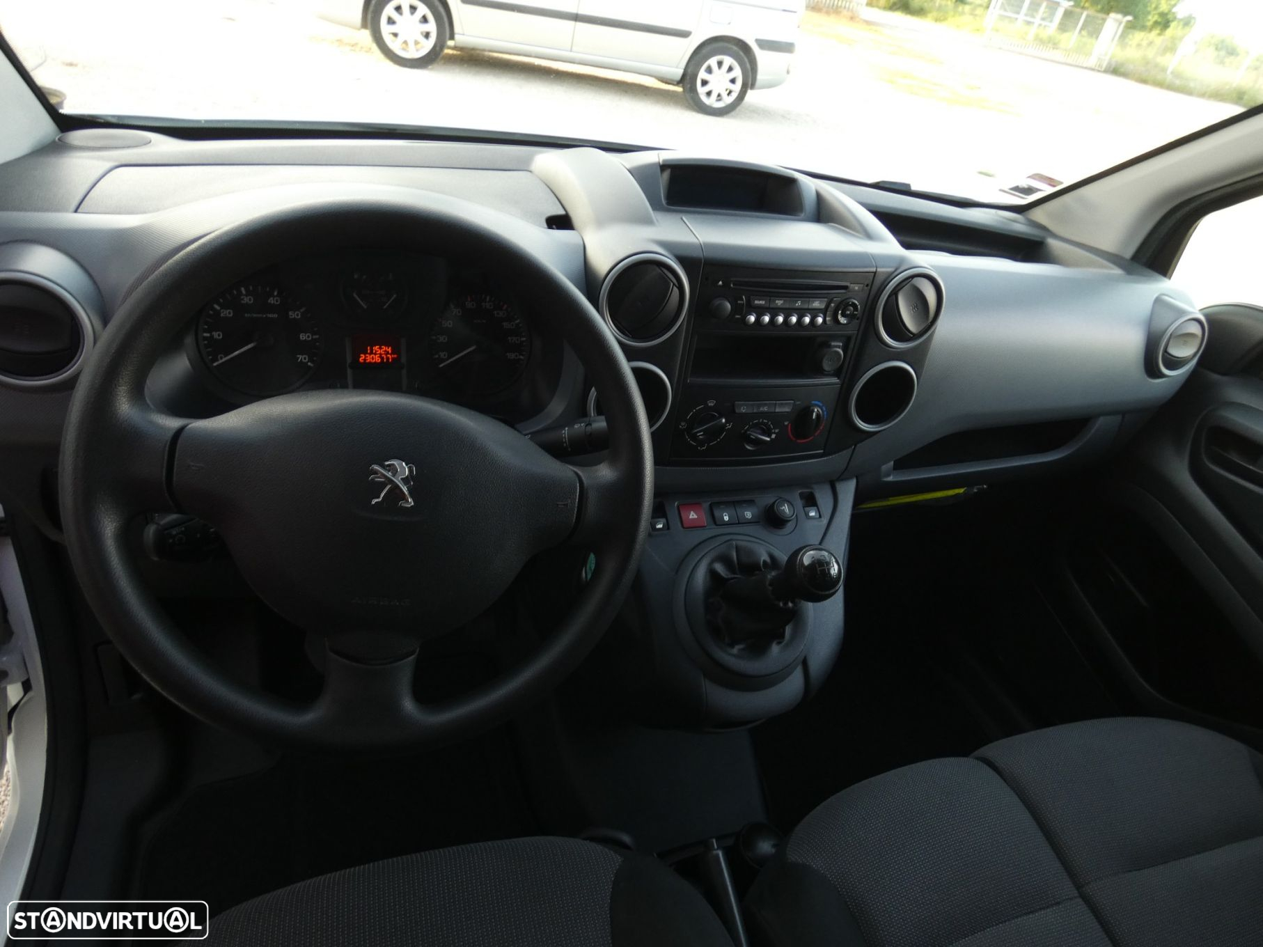Peugeot Partner 1.6 BlueHDi L1 Premium 3L - 19