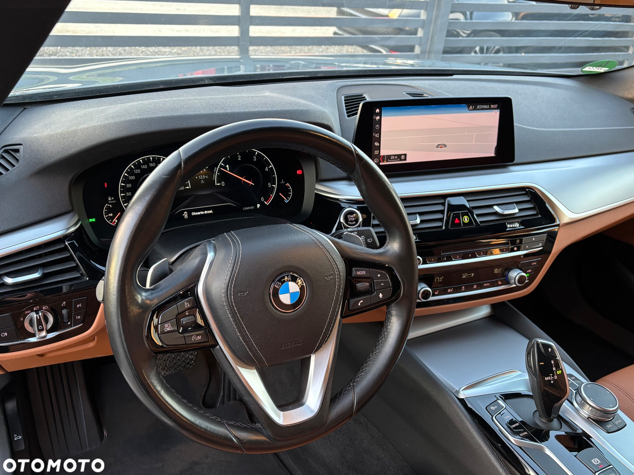 BMW Seria 5 520d Touring Luxury Line - 7