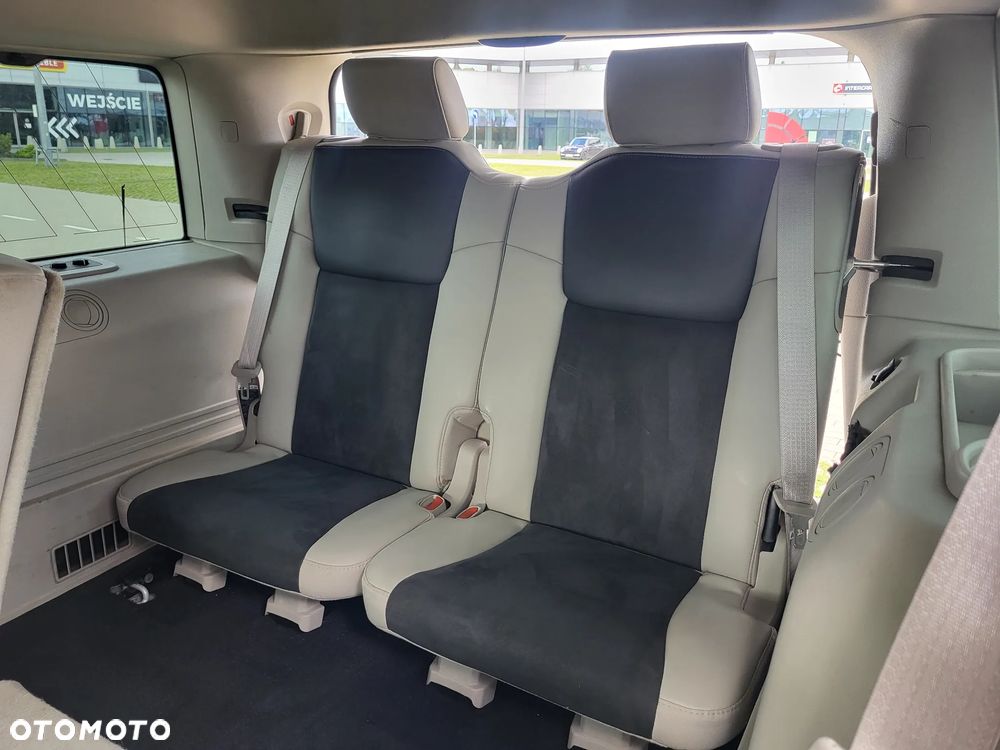 Jeep Commander 3.0 CRD Overland - 14