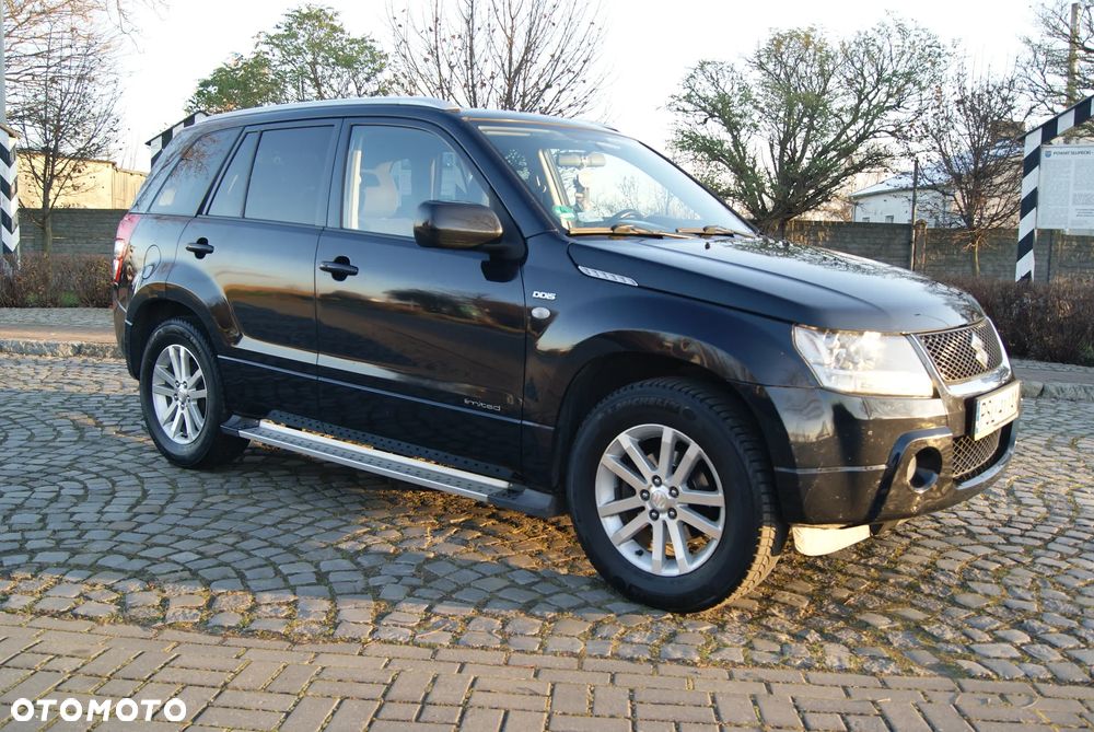 Suzuki Grand Vitara 1.9 DDiS Comfort DPF Limited - 3