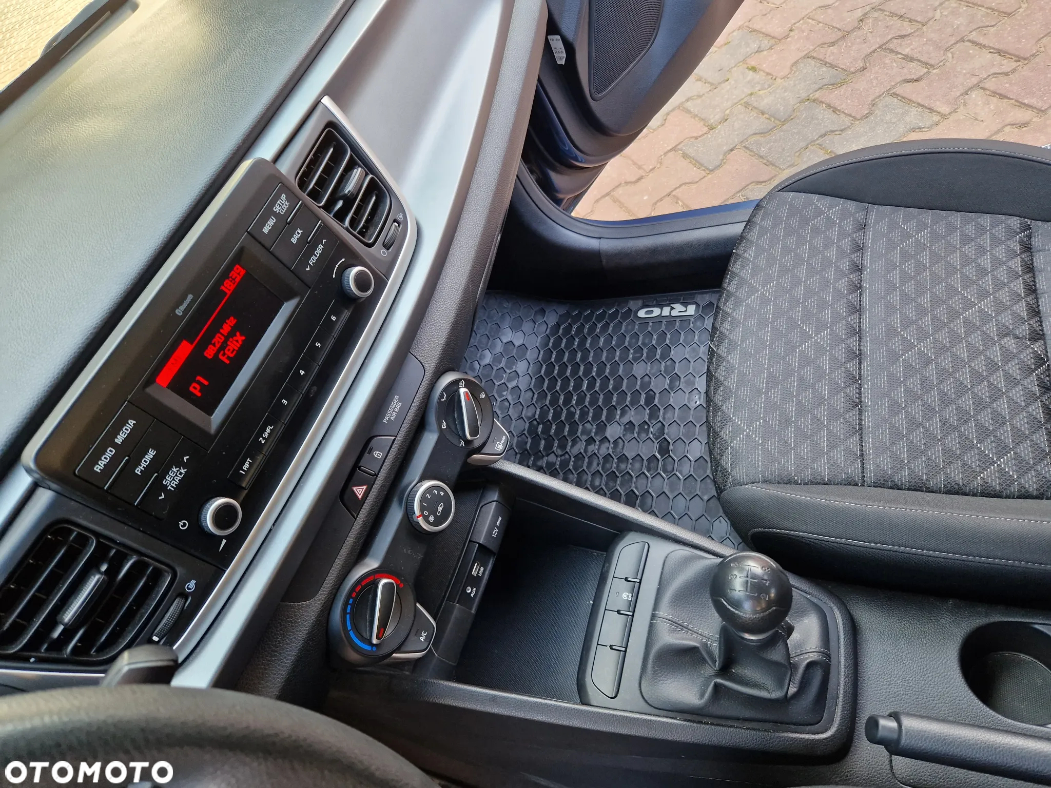 Kia Rio 1.2 L - 20
