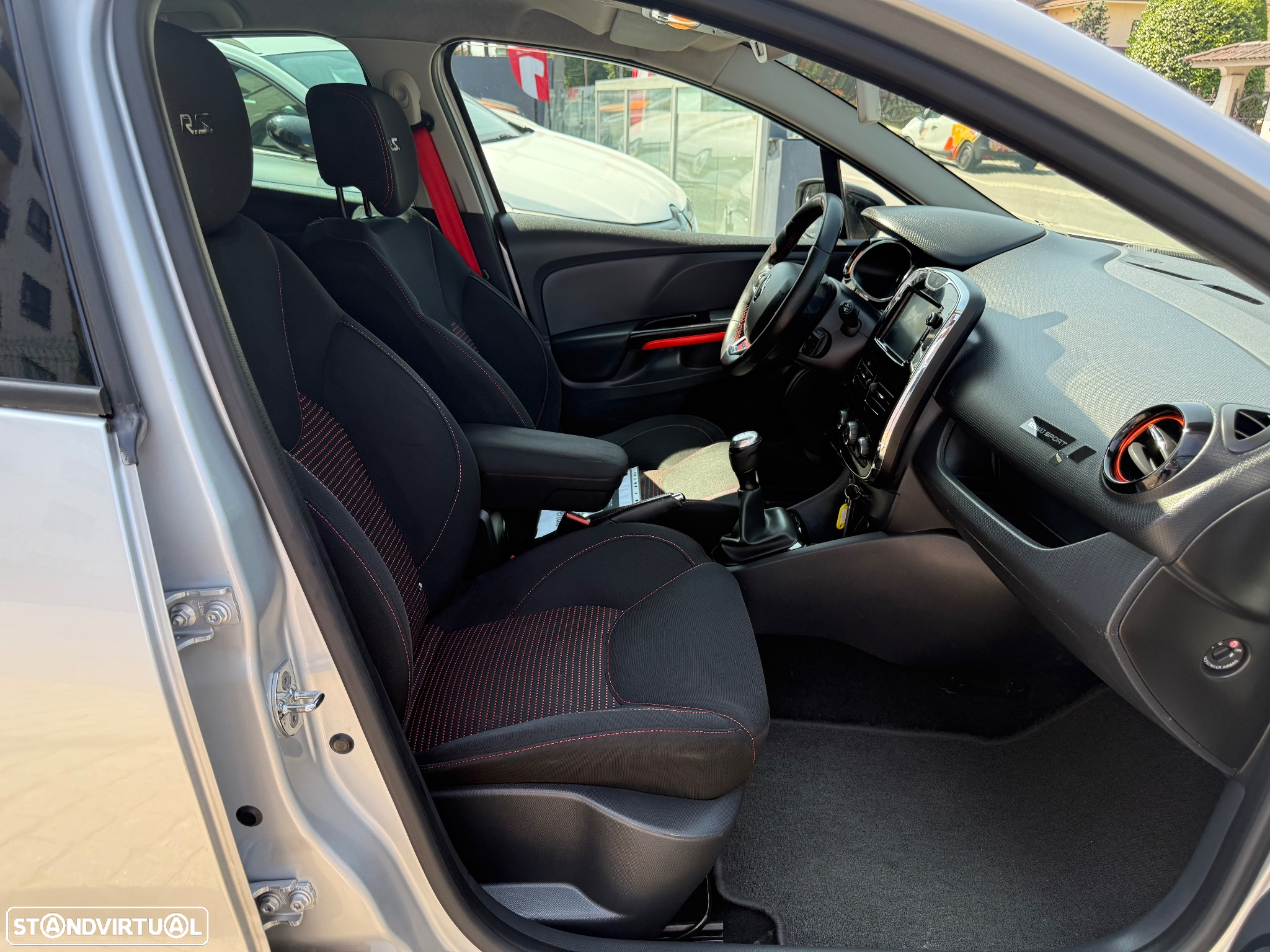 Renault Clio 1.5 dCi Dynamique S - 47