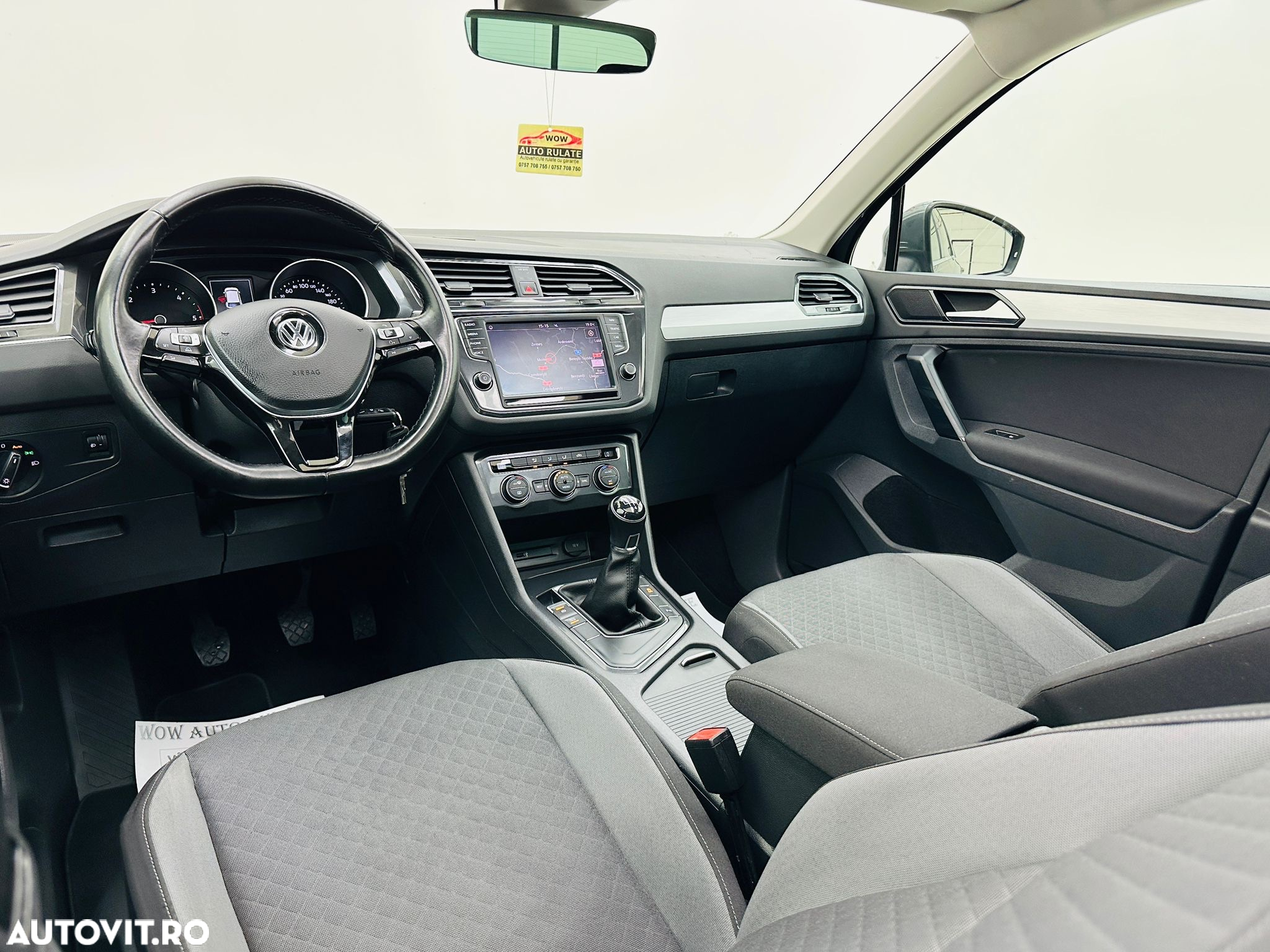 Volkswagen Tiguan - 25